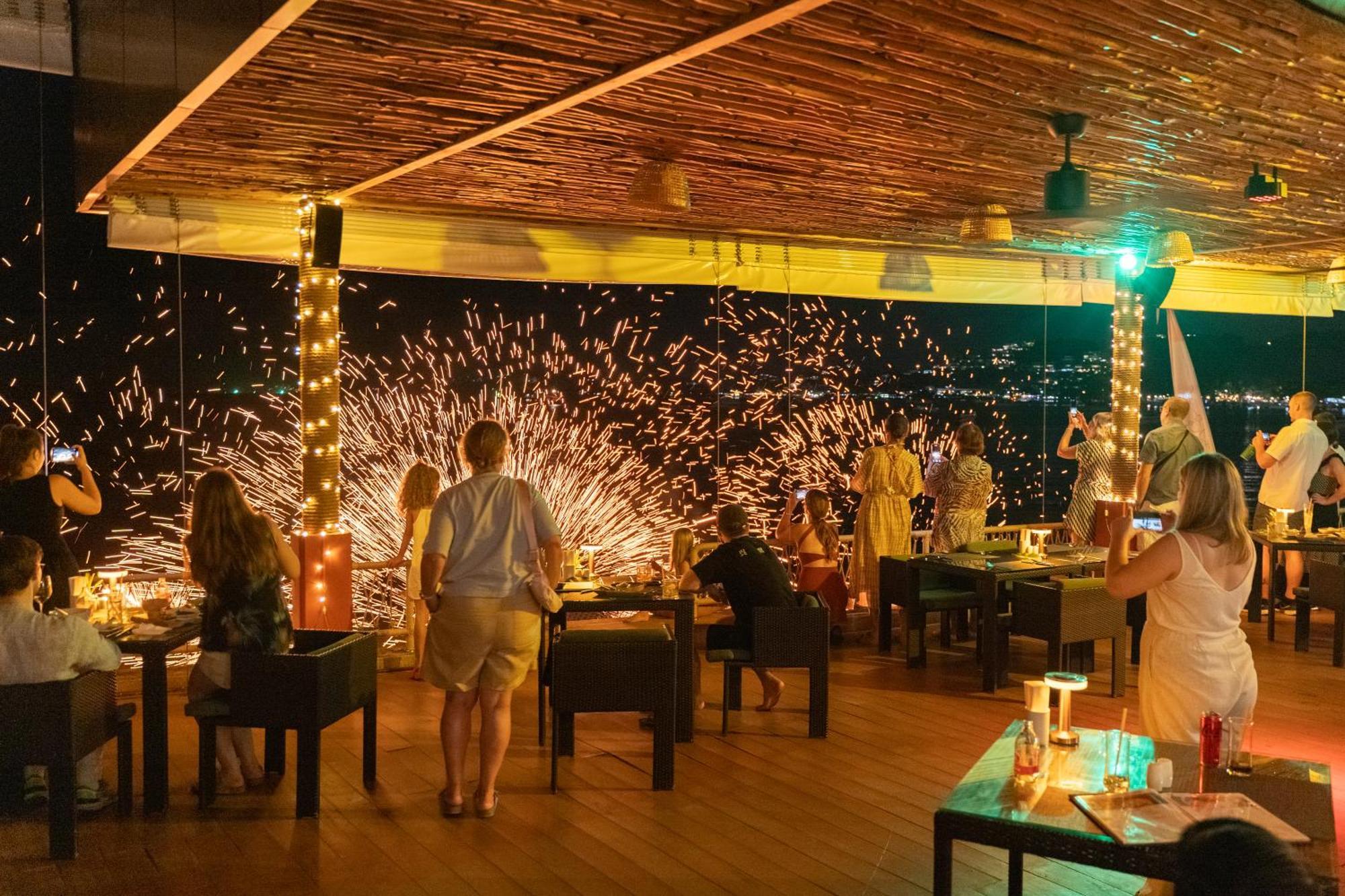 Prana Resort Nandana Bang Rak Beach  Exterior foto